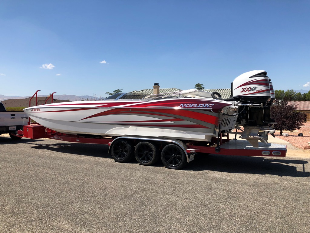 2014 Nordic 28SS Cat/Tunnel *Twin Mercury Racing 300XS Outboards