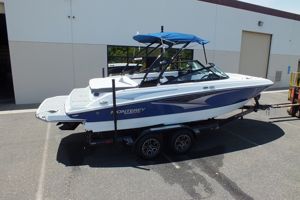 New 2022 Monterey M22 loaded !!  SOLD!