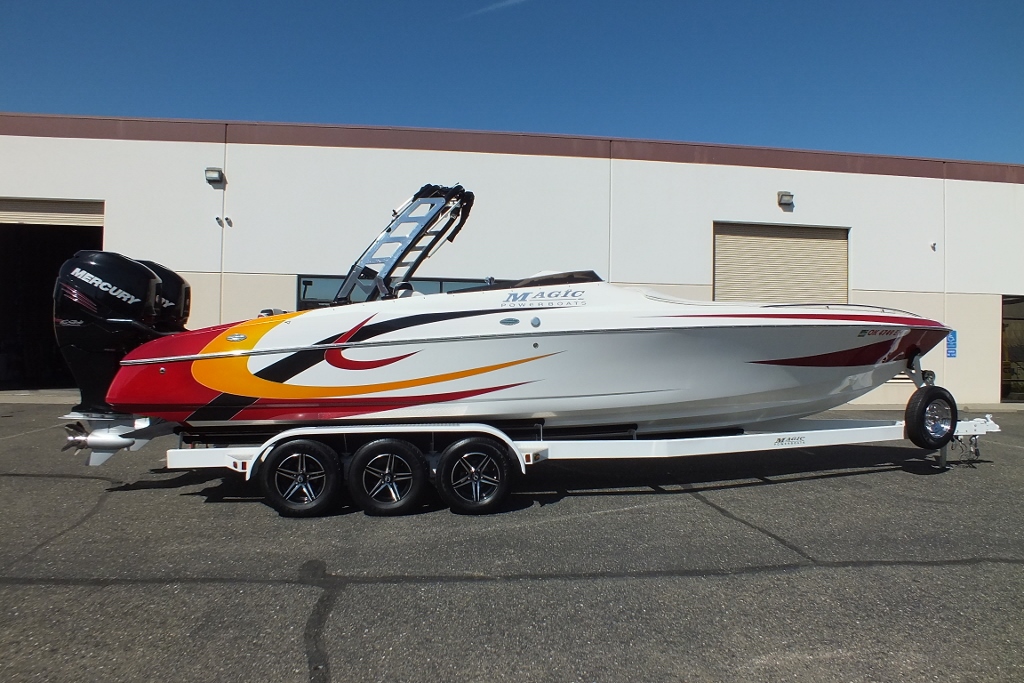2011 Magic Wizard, Twin 300HP 4 Stroke Outboards!! SOLD